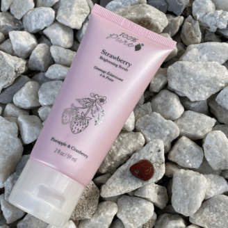 100% pure strawberry brightening scrub